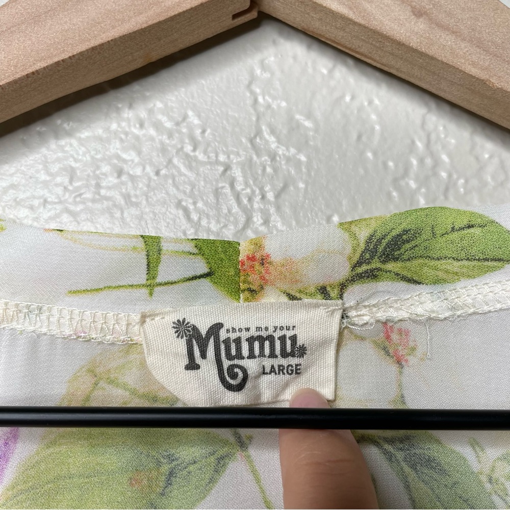 Show Me Your Mumu Metzler Kimono in Flower Press Floral Pattern Embroidered Trim - Picture 12 of 16